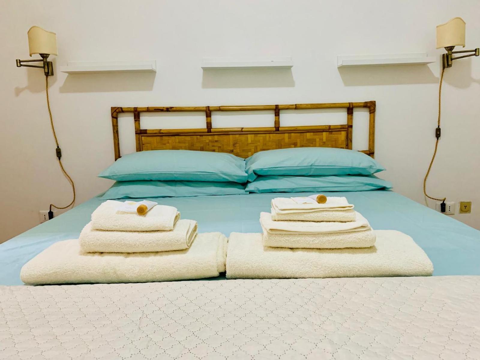 Vacanze Romane Colosseo Apartment المظهر الخارجي الصورة